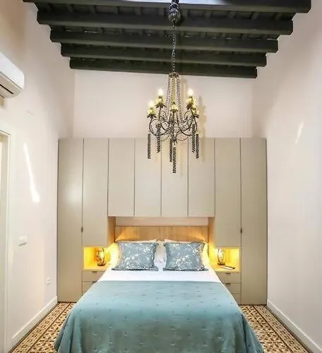 El Patio De Cristobal Colon Apartment